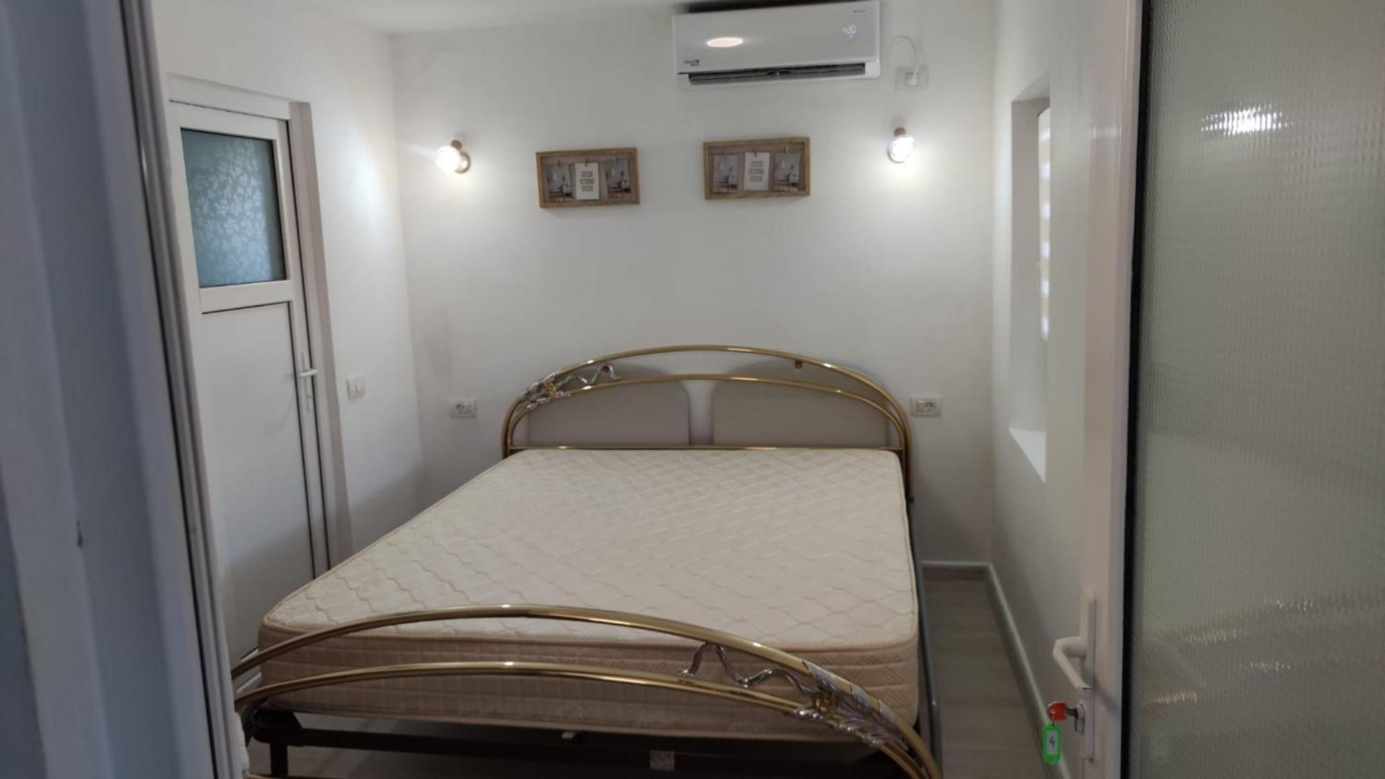Vila Happy コスティネシュティ 部屋 写真
